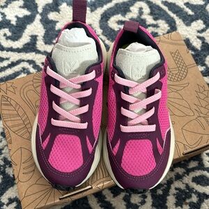 Veja Kids Sneakers in Pink and Purple